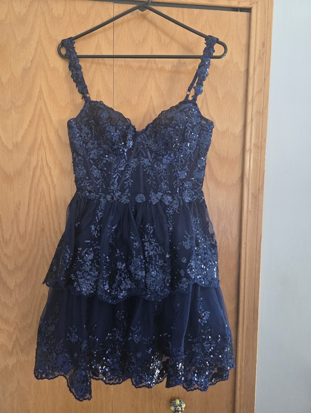 Windsor Navy Blue Sequin Homecoming Dress Size 5